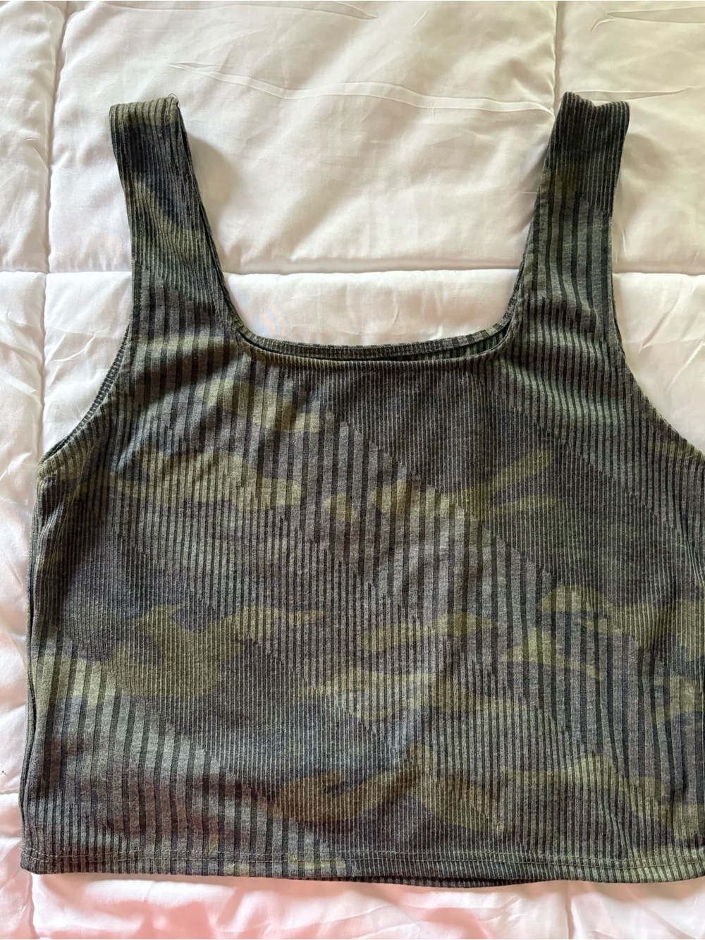 Cropped Ribbed Tank Top - Olive Camo